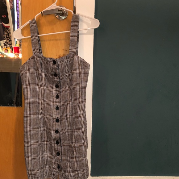 black and white dress - Picture 2 of 3